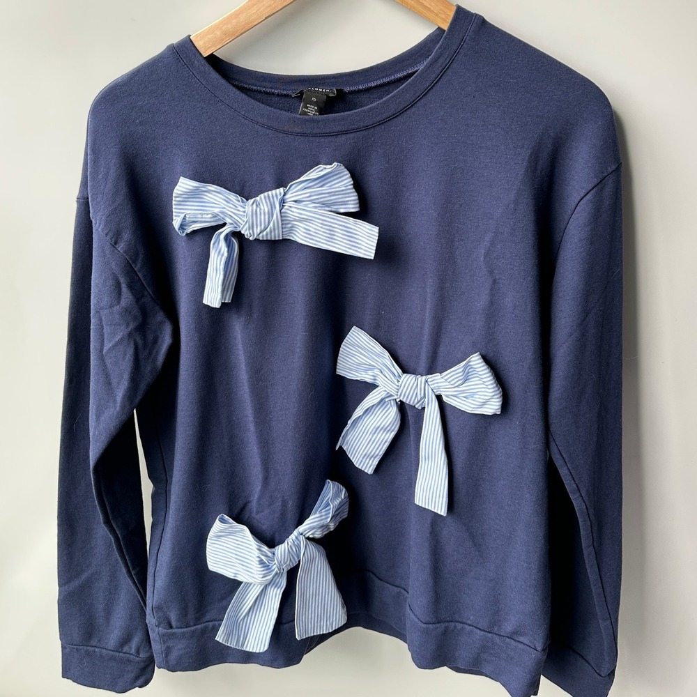 Halogen Sweatshirt  Blue Stripe Bows Medium‎ Coquette Chic Cozy NWOT - Picture 8 of 9